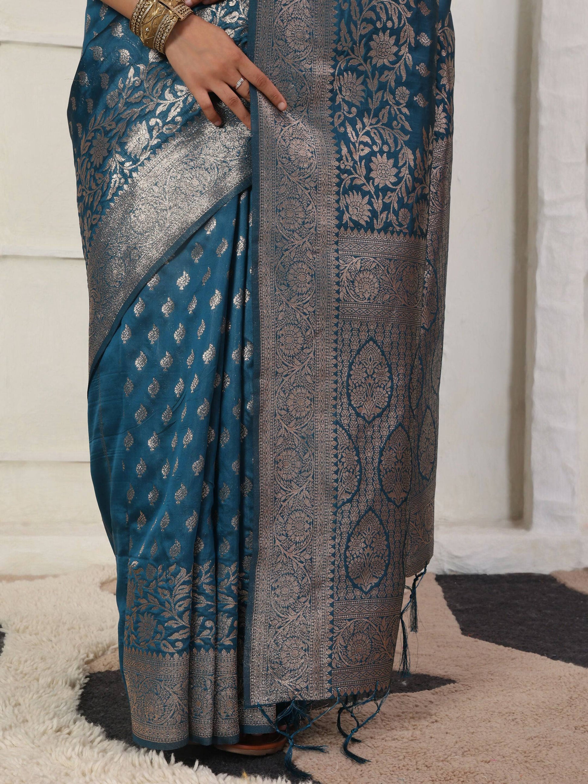 Shree Shyam Fashion Lichi Silk Light Pink Saree