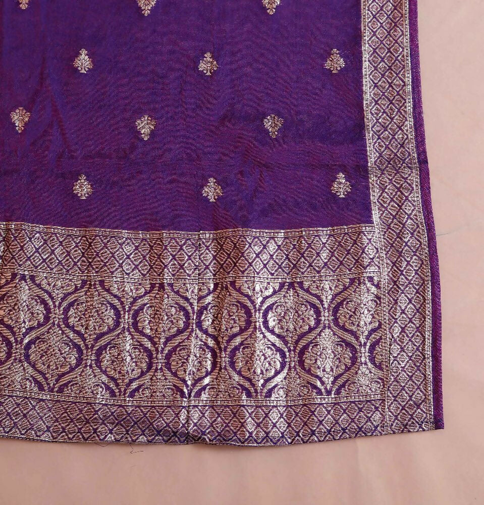 Miravan Womens Purple Muslin Straight Kurta And Palazzo With Dupatta Suit Set