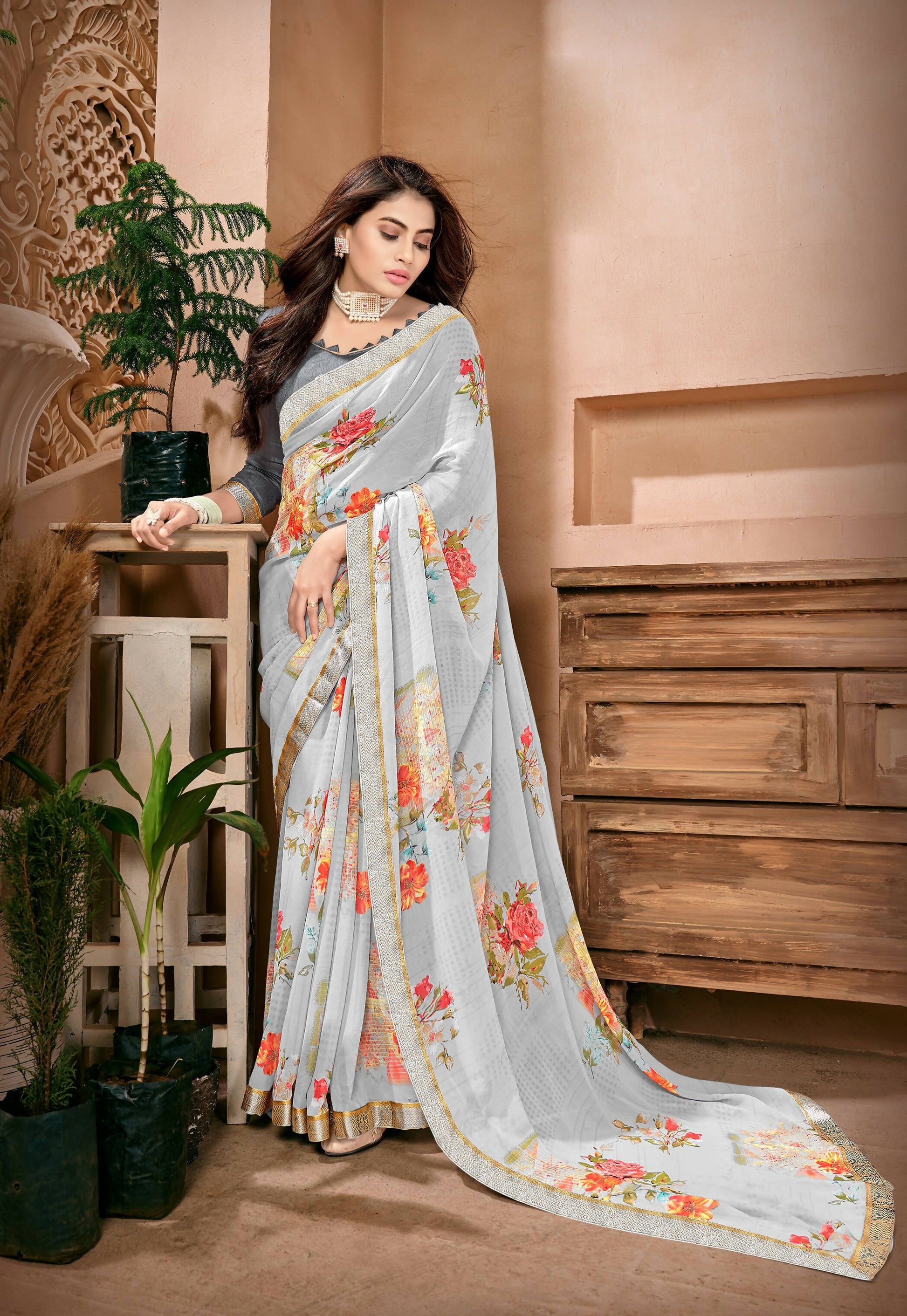 Grey Georgette Floral Printed Saree With Unstitched Blouse Piece - Jyoti