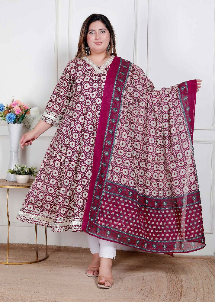 Miravan Plus Size Women'S Cream Embroidered Cotton Anarkali Kurta And Dupatta