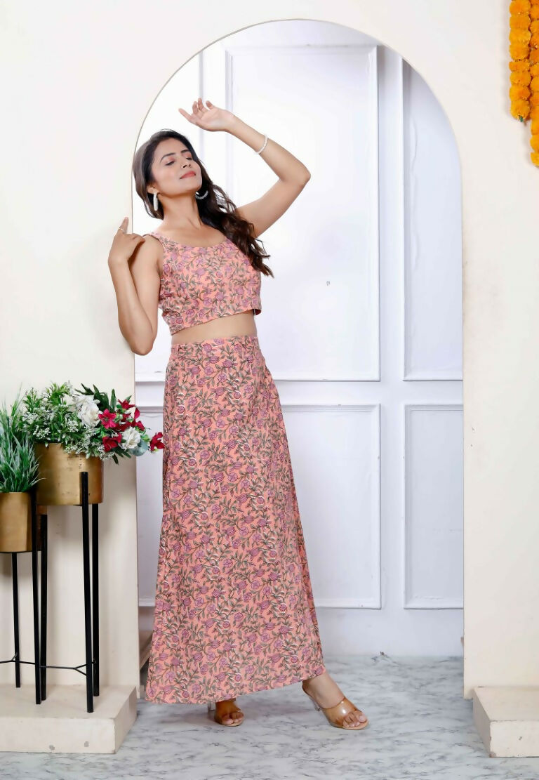Miravan Women's Orange Floral Printed Crop Top And Skirt Co-Ord Set 