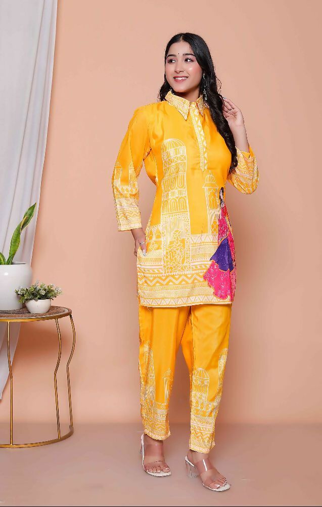 Miravan Womens Yellow Digital Printed Kurta Set