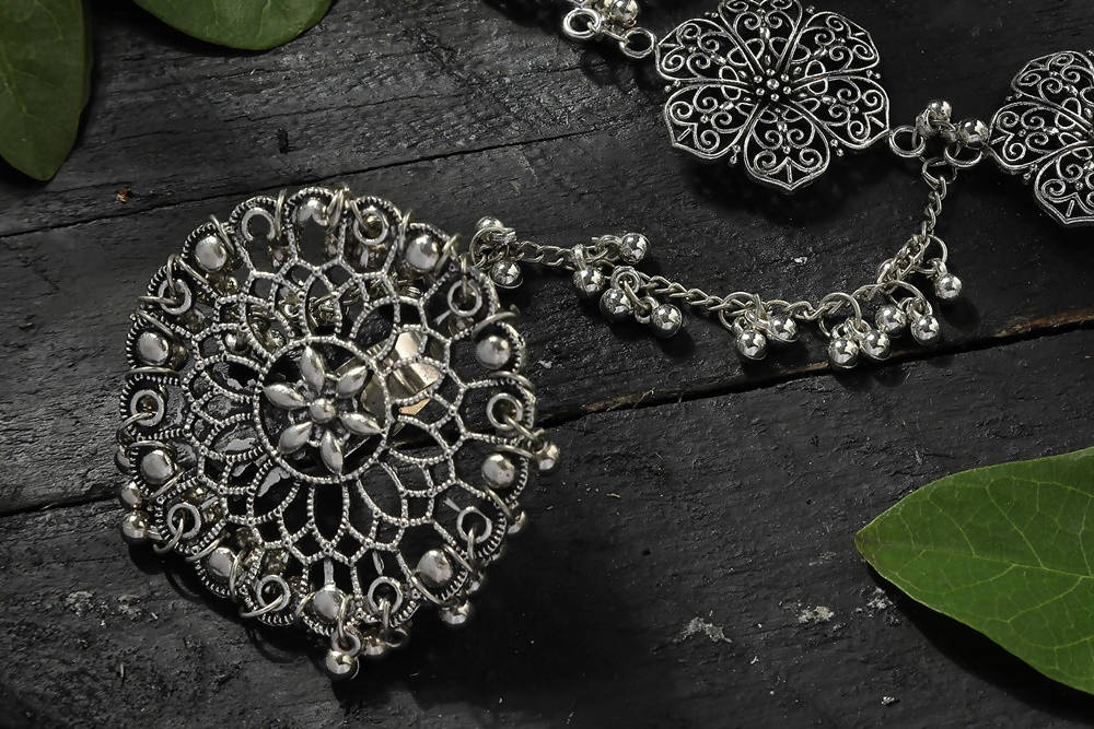 Mominos Fashion Kamal Johar Oxidised Silver-Plated Floral Bracelet 