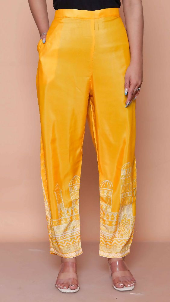 Miravan Womens Yellow Digital Printed Kurta Set