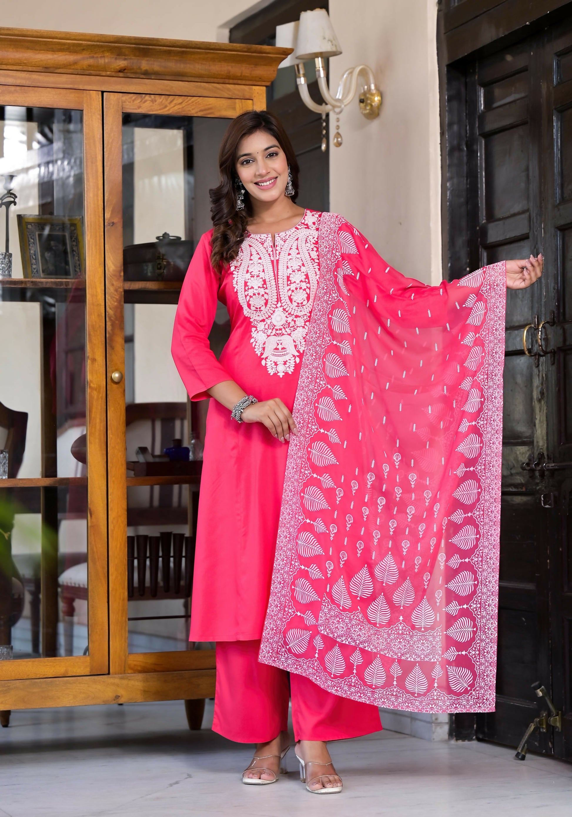 Juniper Women's Fuchsia Thread Embroidered Rayon Kurta Set