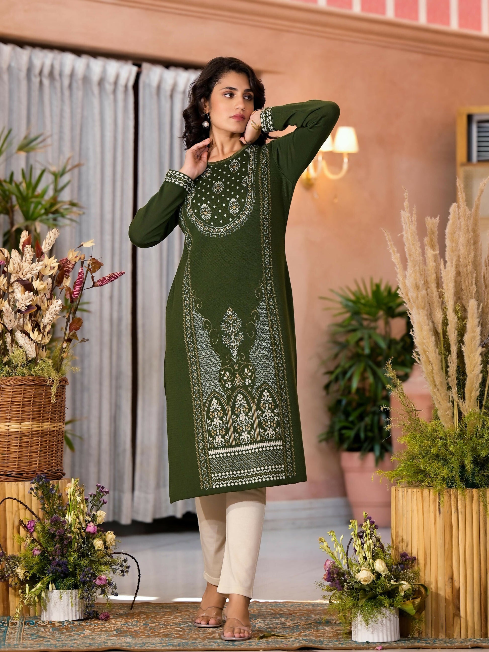 Juniper Women's Olive Ethnic Motif Printed Polycotton Kurta