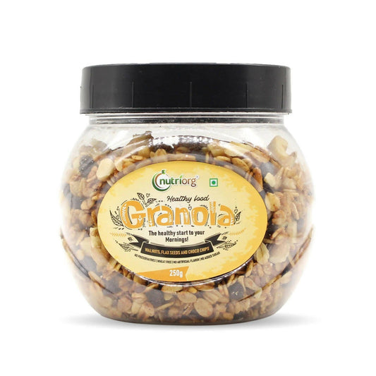 Nutriorg Crunchy Granola Walnut, Flaxseeds & Choco Chips Flavor 