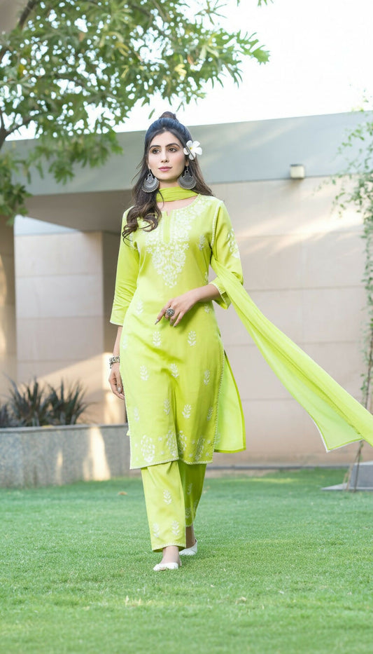 BulBul Akshyani Green Rayon Kurta Set with Dupatta