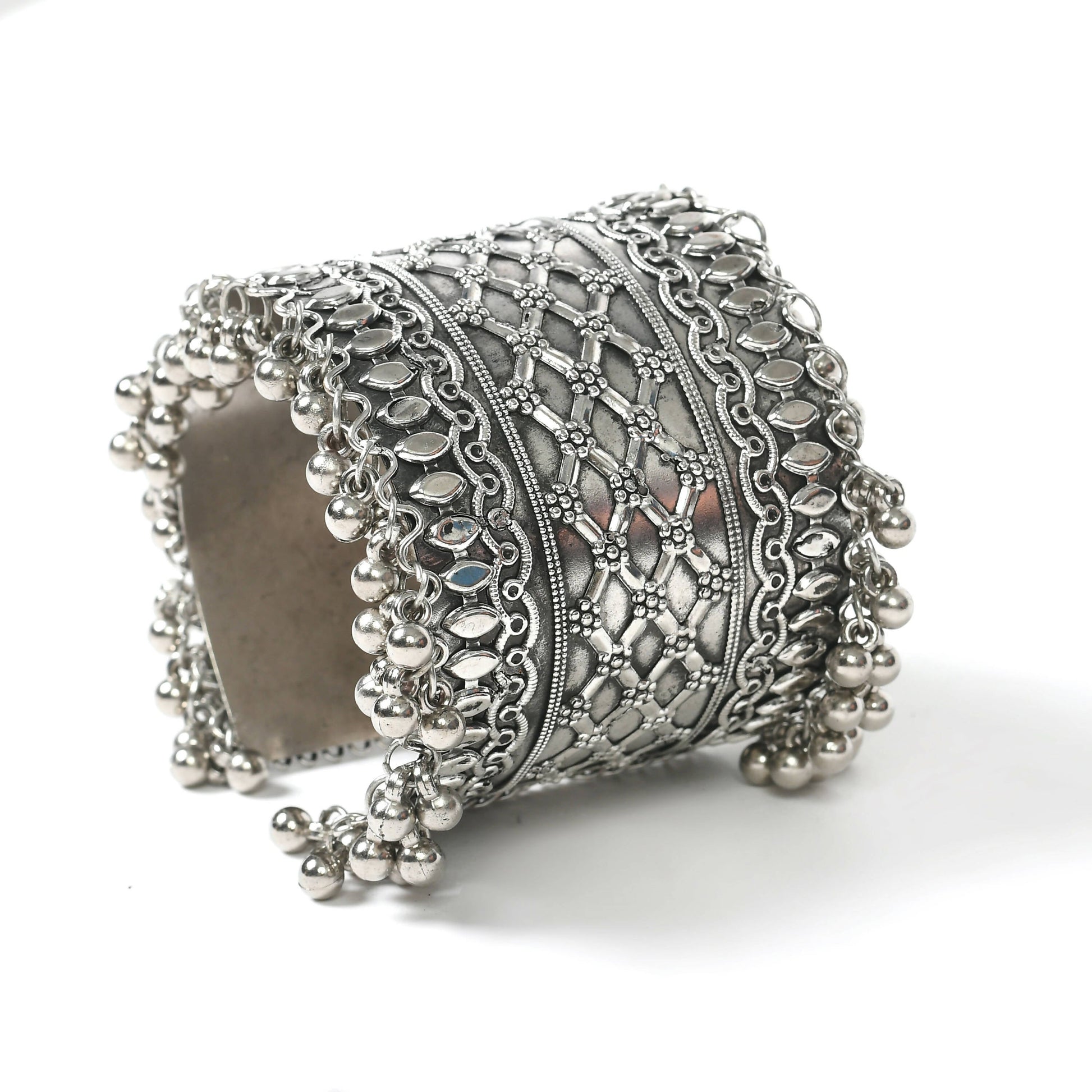 Mominos Fashion Joharkamal Oxidised Silver-Plated Ghungroo Handcraft Bracelet - Design 026 