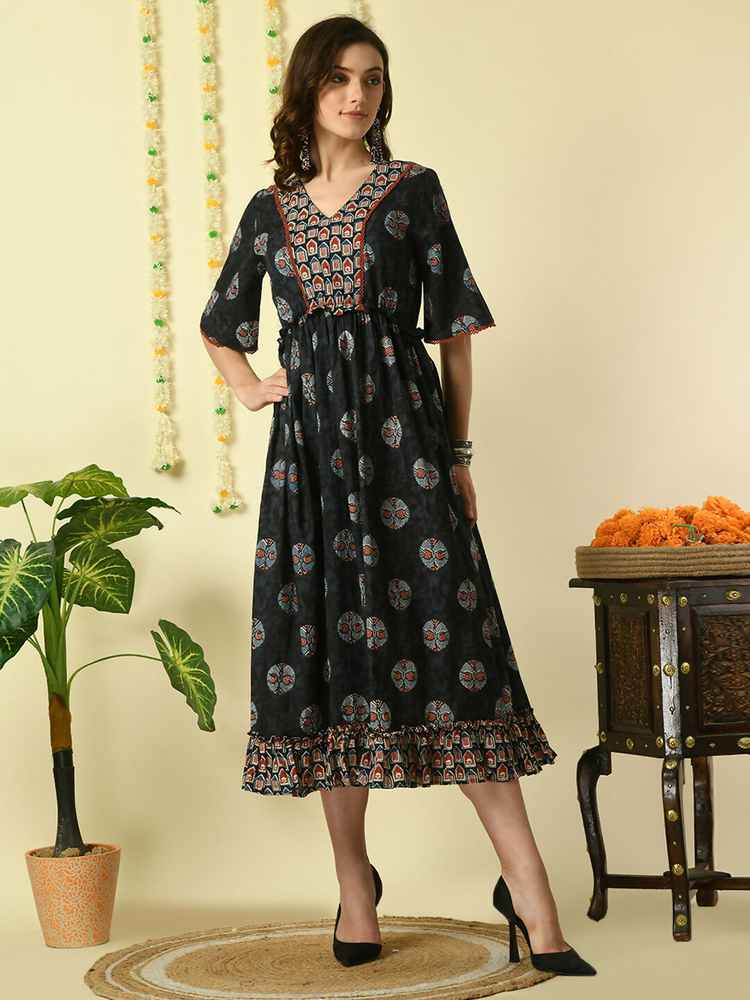 Myshka Women's Black Printed Cotton Party Dress