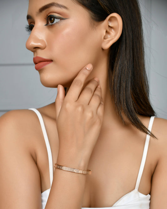 VOJ Stainless Steel Gold-plated Bracelet - Grab2buy