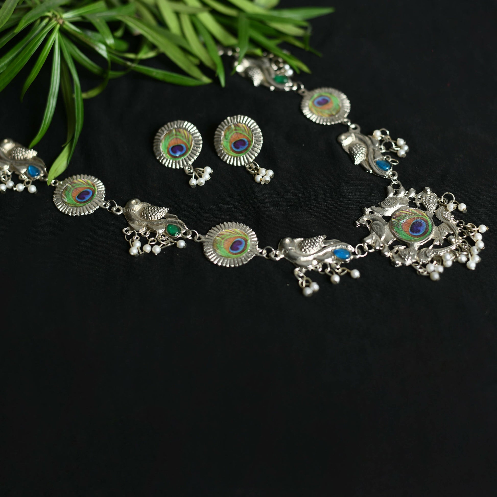 Mominos Fashion Johar Kamal Oxidised Silver-Plated Brass Finish Long Necklace For Women (Silver) | Swadesiicart