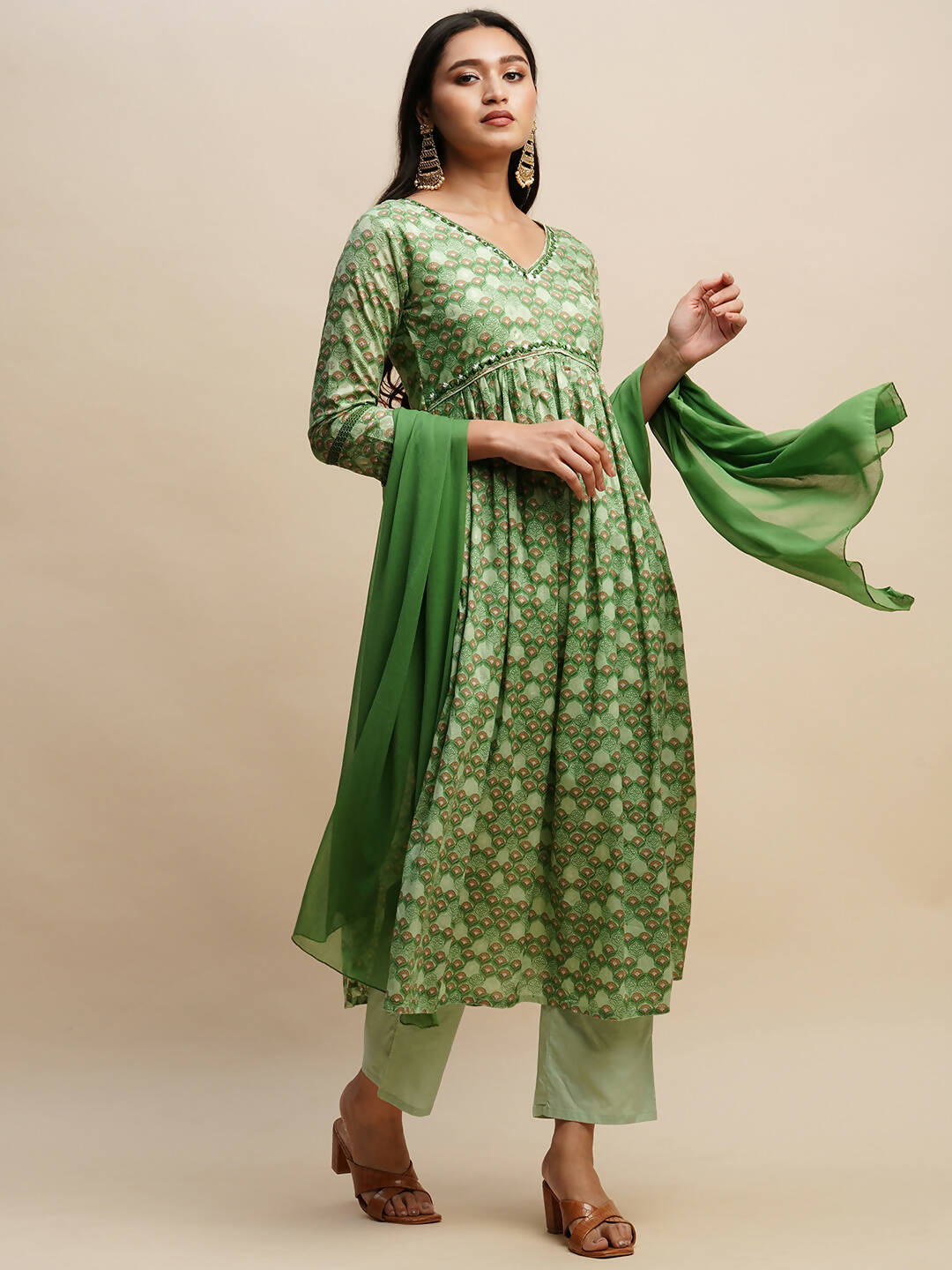 Green Pure Cotton Floral Printed Naira Cut Kurta And Bottom With Dupatta - Akashara