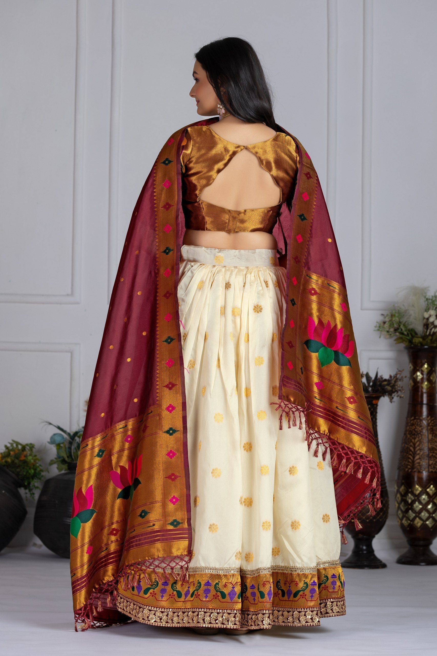 DEIANA'S Jacquard With Jari Print Weaving Lehenga Choli - Off White 