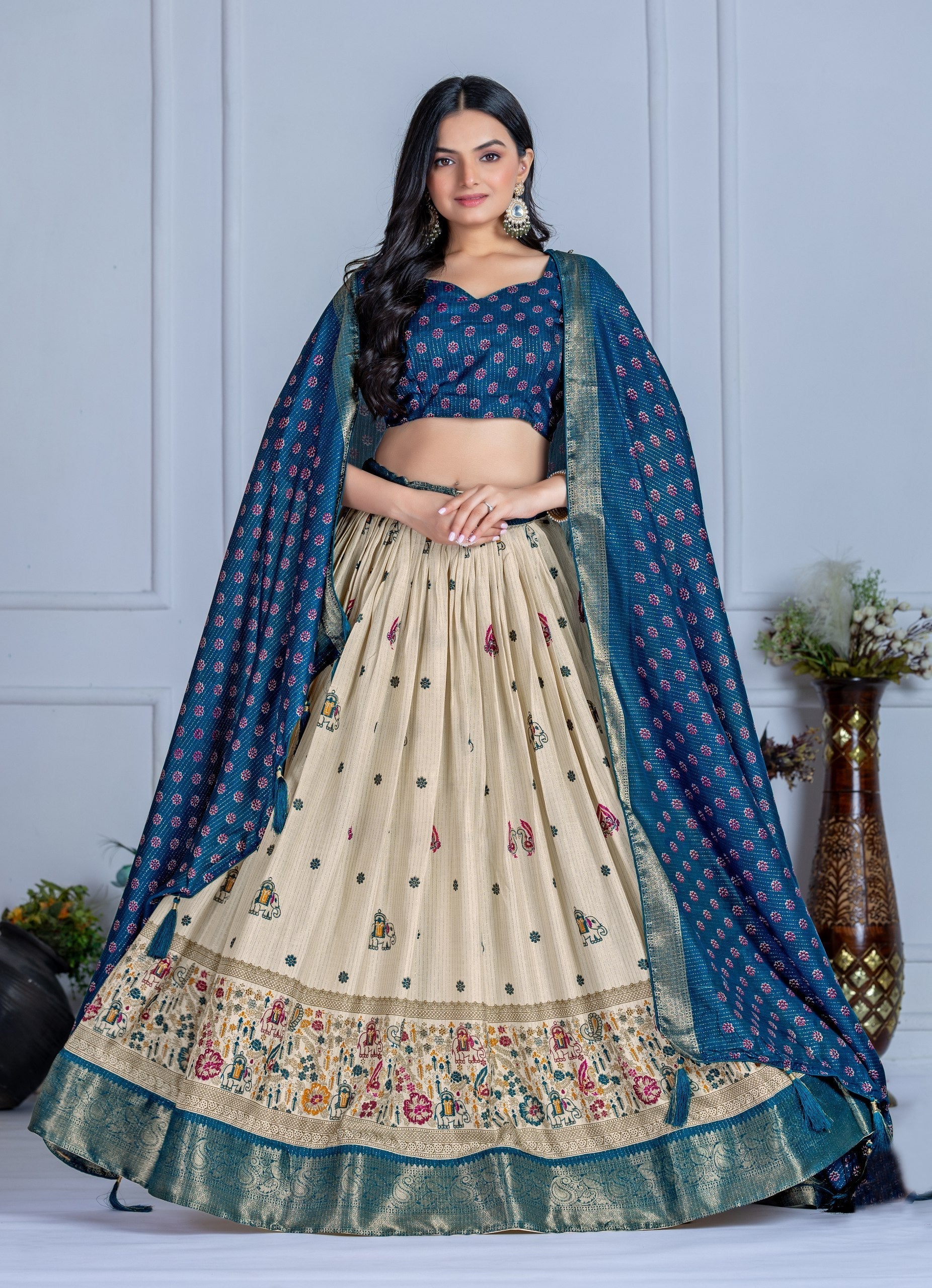 DEIANA'S Jacquard With Jari Print Weaving Lehenga Choli - Off White 
