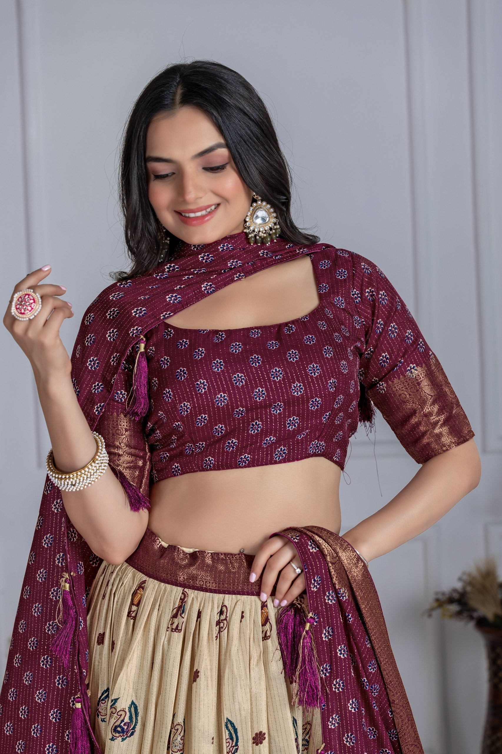 DEIANA'S Jacquard With Jari Print Weaving Lehenga Choli - Off White 