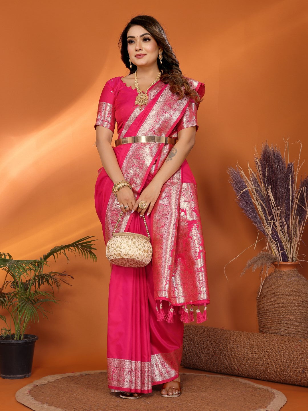 Anaita Pink Banarasi Silk Saree With Weaving Work