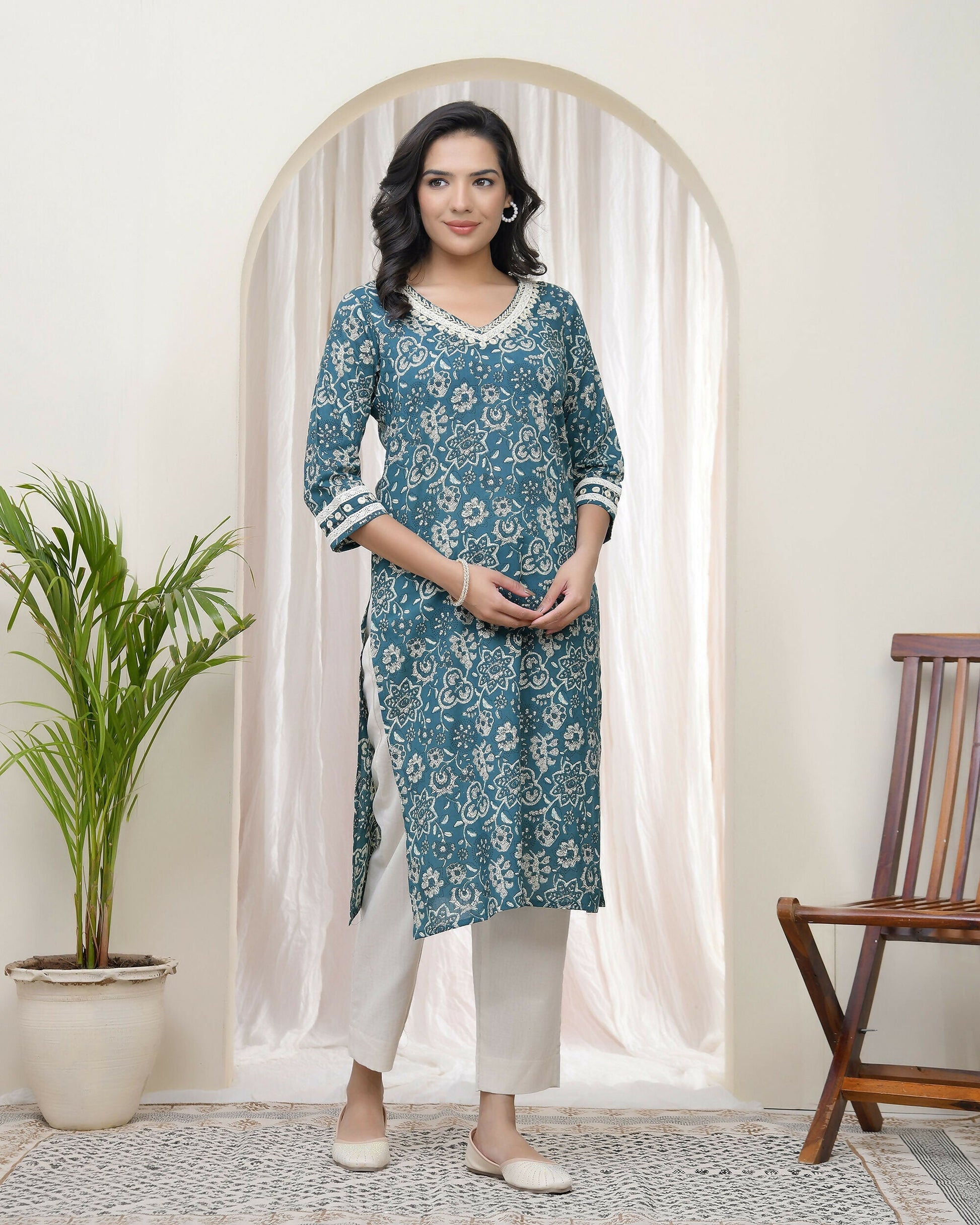 Vaasva Women Ferozi Cotton Printed Straight Kurti With Pant | Grab2Buy