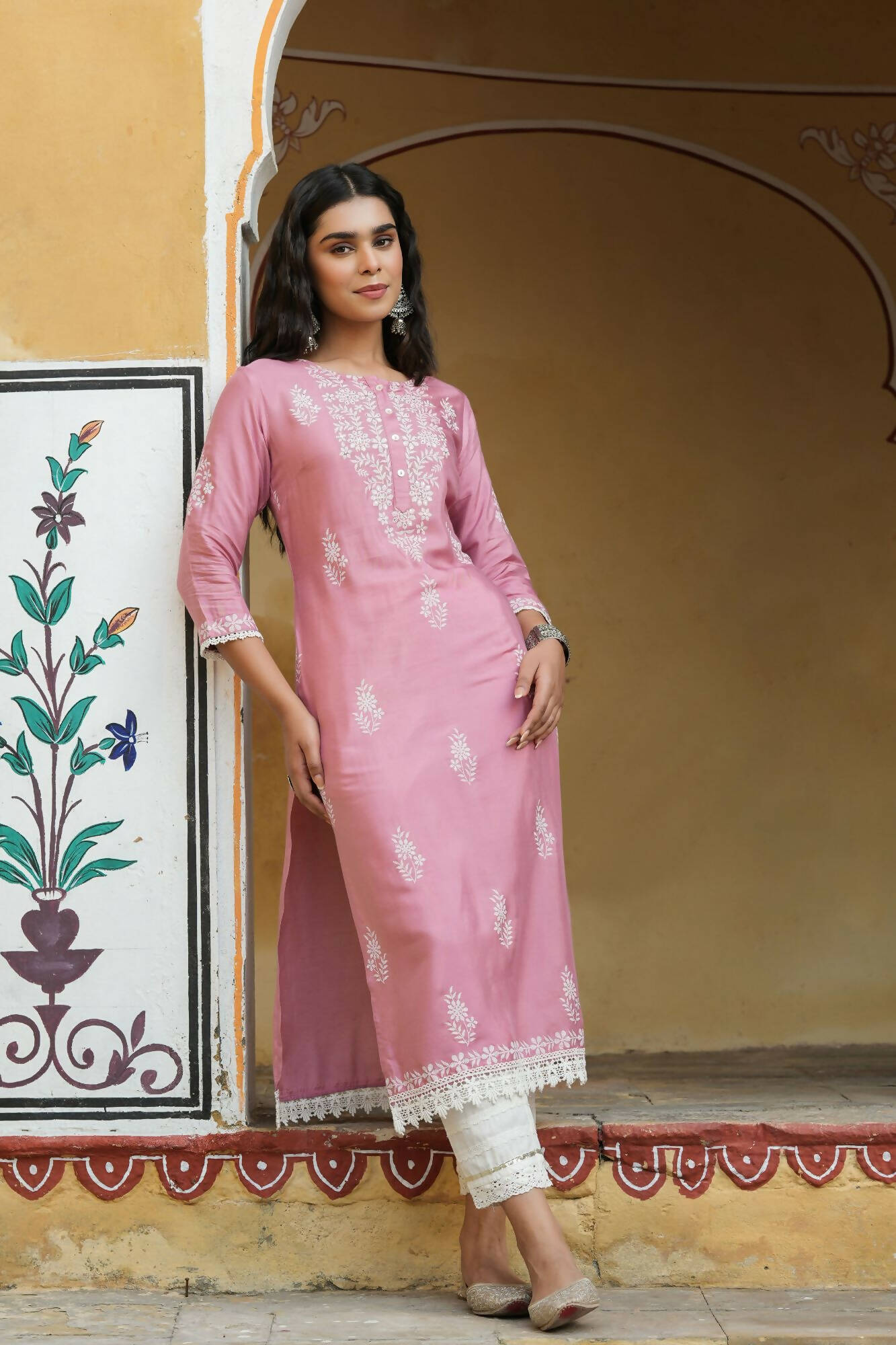 Juniper Women's Onionpink Shantoon Printed Straight Kurta