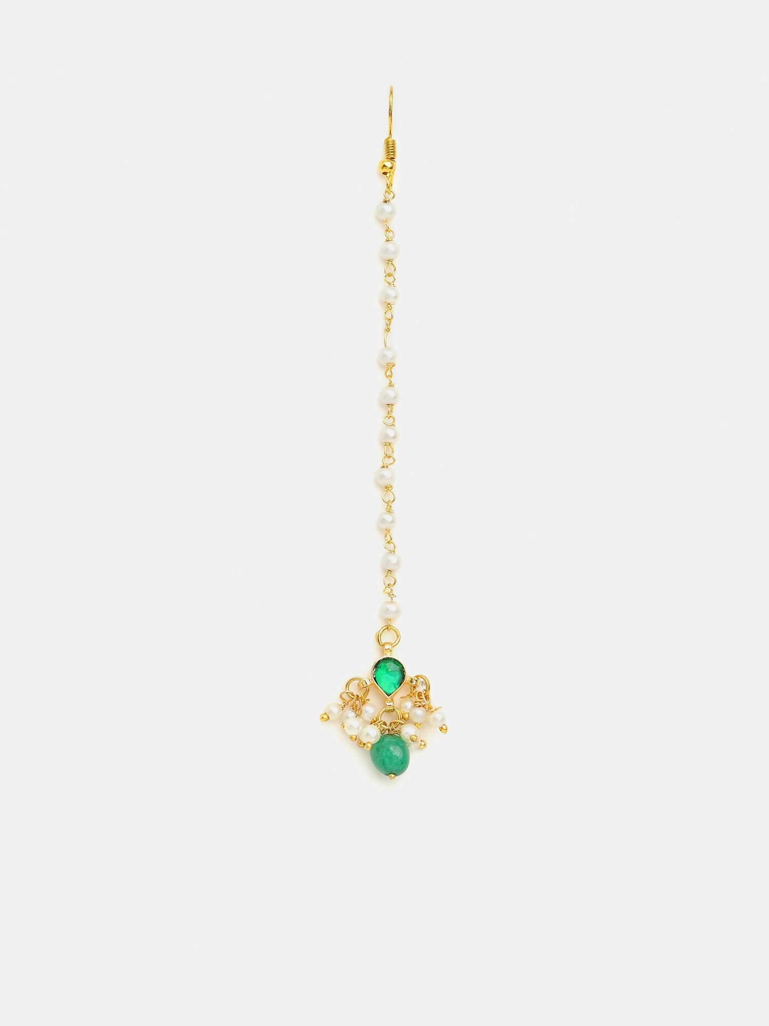 Ruby Raang Handcrafted Kundan Studded Earring With A Maang Tikka