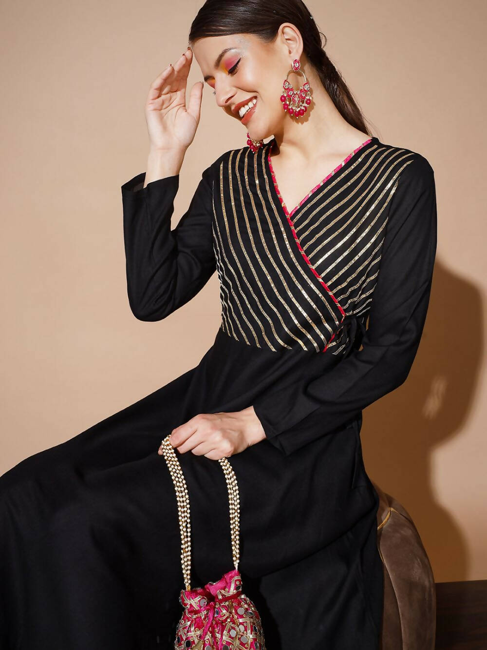 Myshka Women Black Solid Kurtas