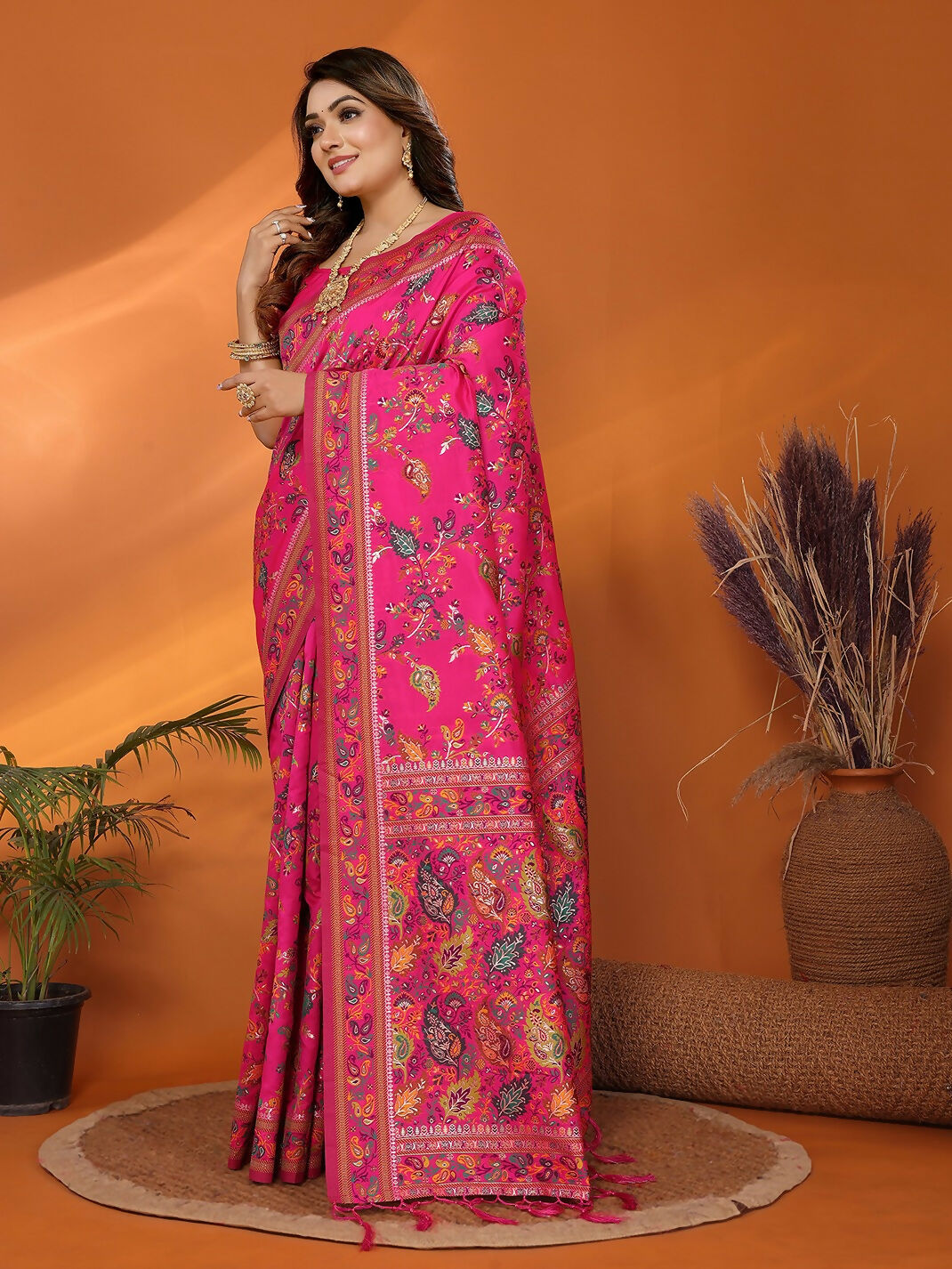 Joban Fashion Magenta Meena Weaves Pashmina Sarees