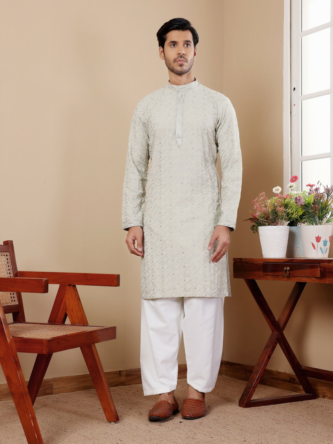 Pestel Green Linen Designer Embroidery Work Men's Rajwadi Kurta Set - Mahotsav