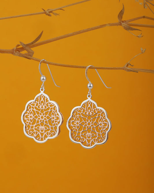 Premium Jwlry - Gold & White Toned Pearls Studded Gold-Polished Teardrop Shaped Handcrafted Half Hoop Earrings - Wahe Jewels Noz2Toz