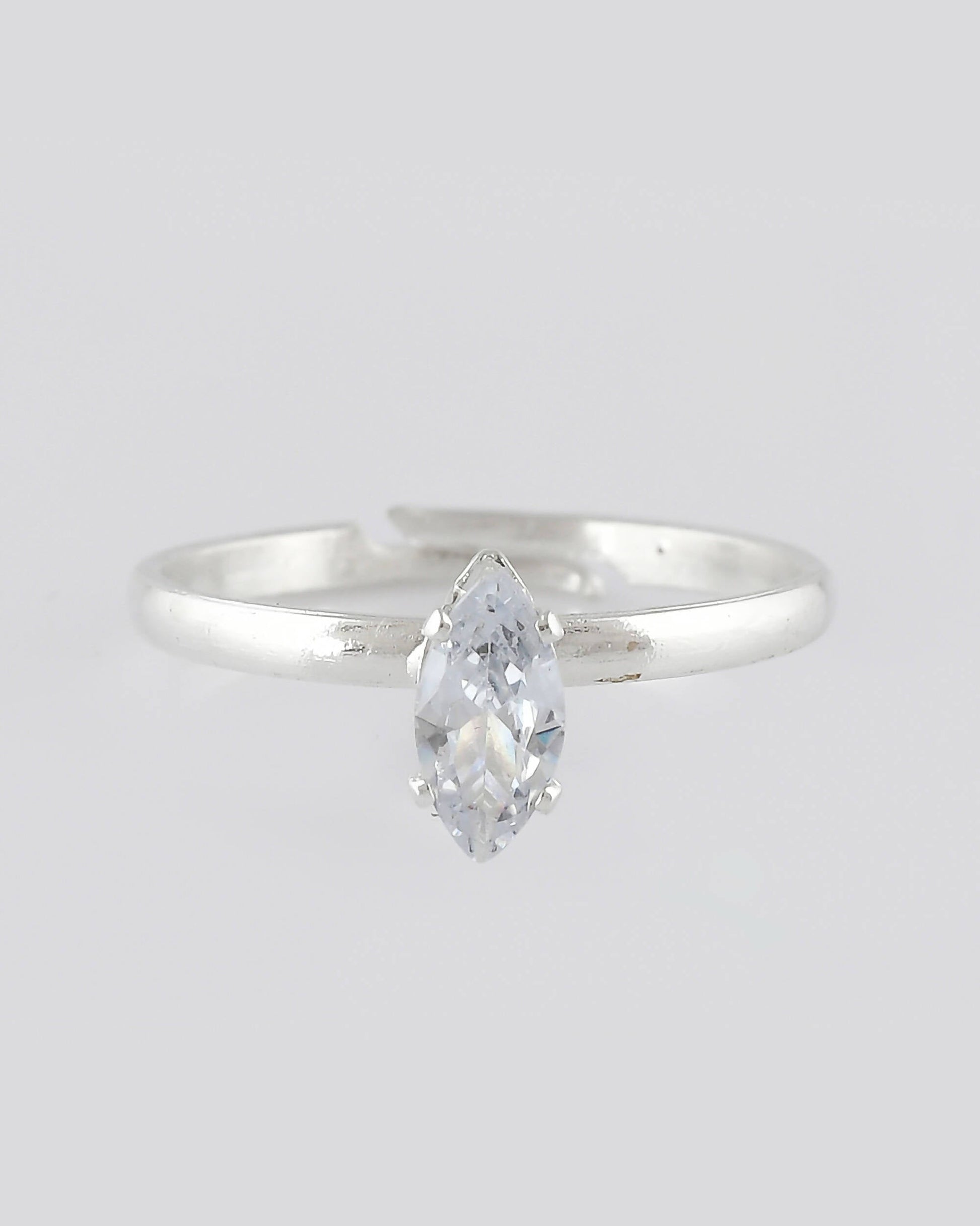 VOJ white CZ-detail Stainless Steel Cubic Zirconia Silver Plated adjustable finger Ring 
