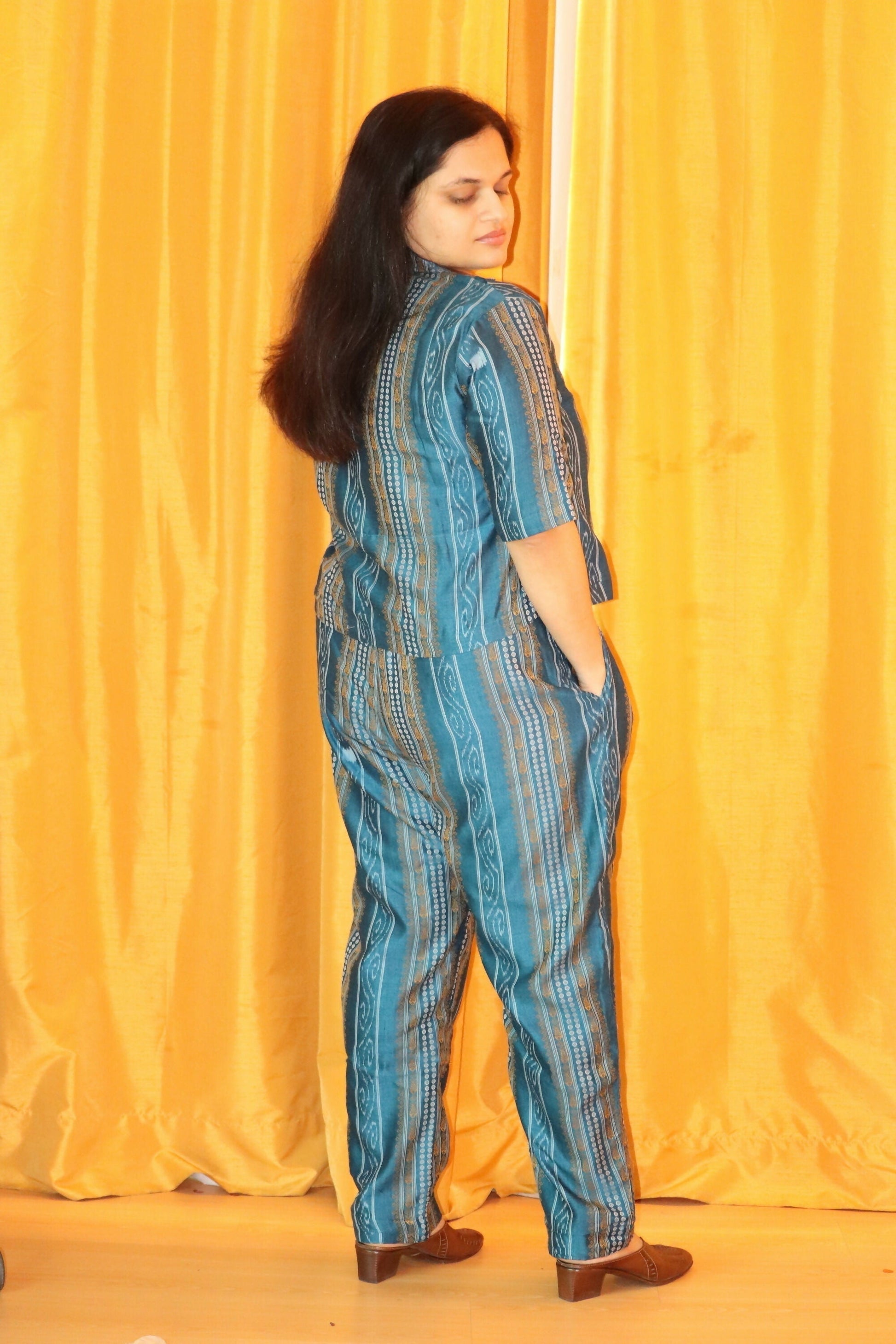 Earthyweaves Meghika Sambalpuri Co-ord Set 