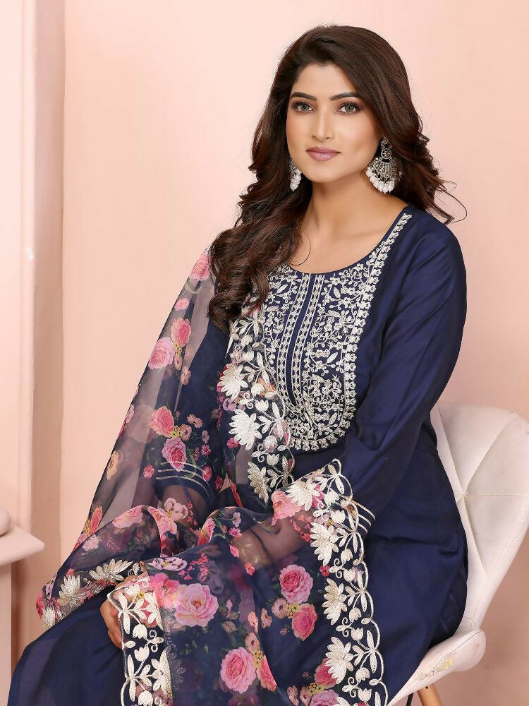 Joban Fashion Women Navy Blue Roman Embroidery Stitched Kurta Set