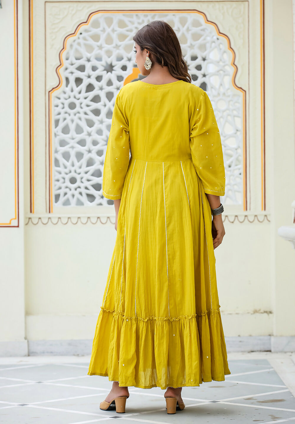 Kaajh Women's Yellow Embroidered Ethnic Gown