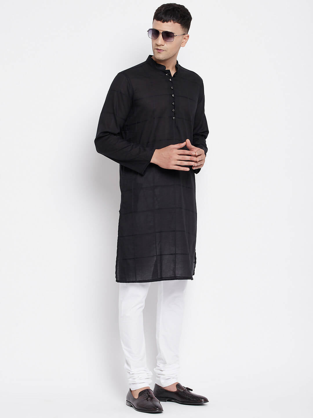 Even Apparels Pure Cotton Men's Kurta in Black Color With Band Collar