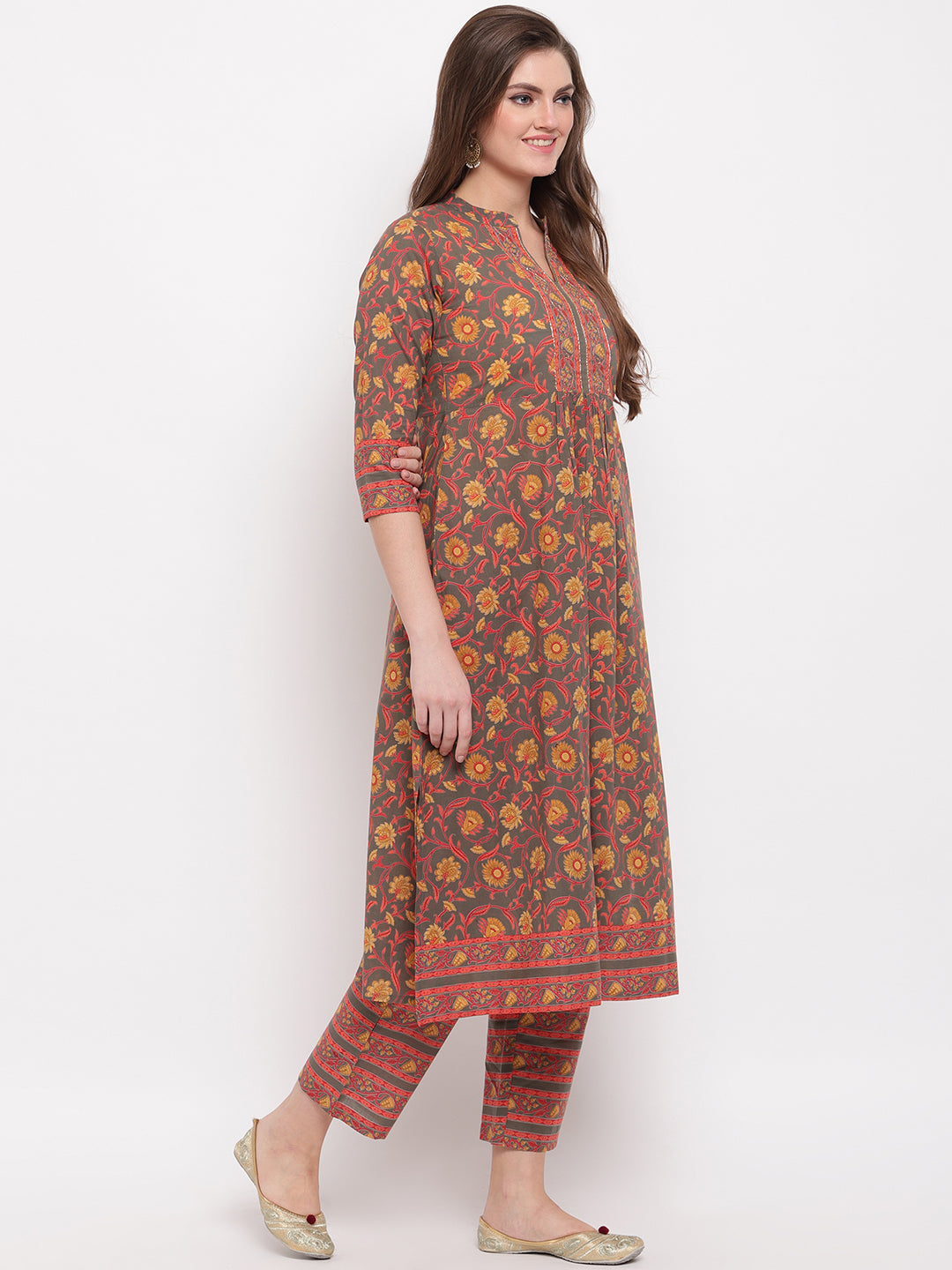 NOZ2TOZ Women's Floral Print & Hand Work Flared With Side Cut Cotton Grey Kurti 