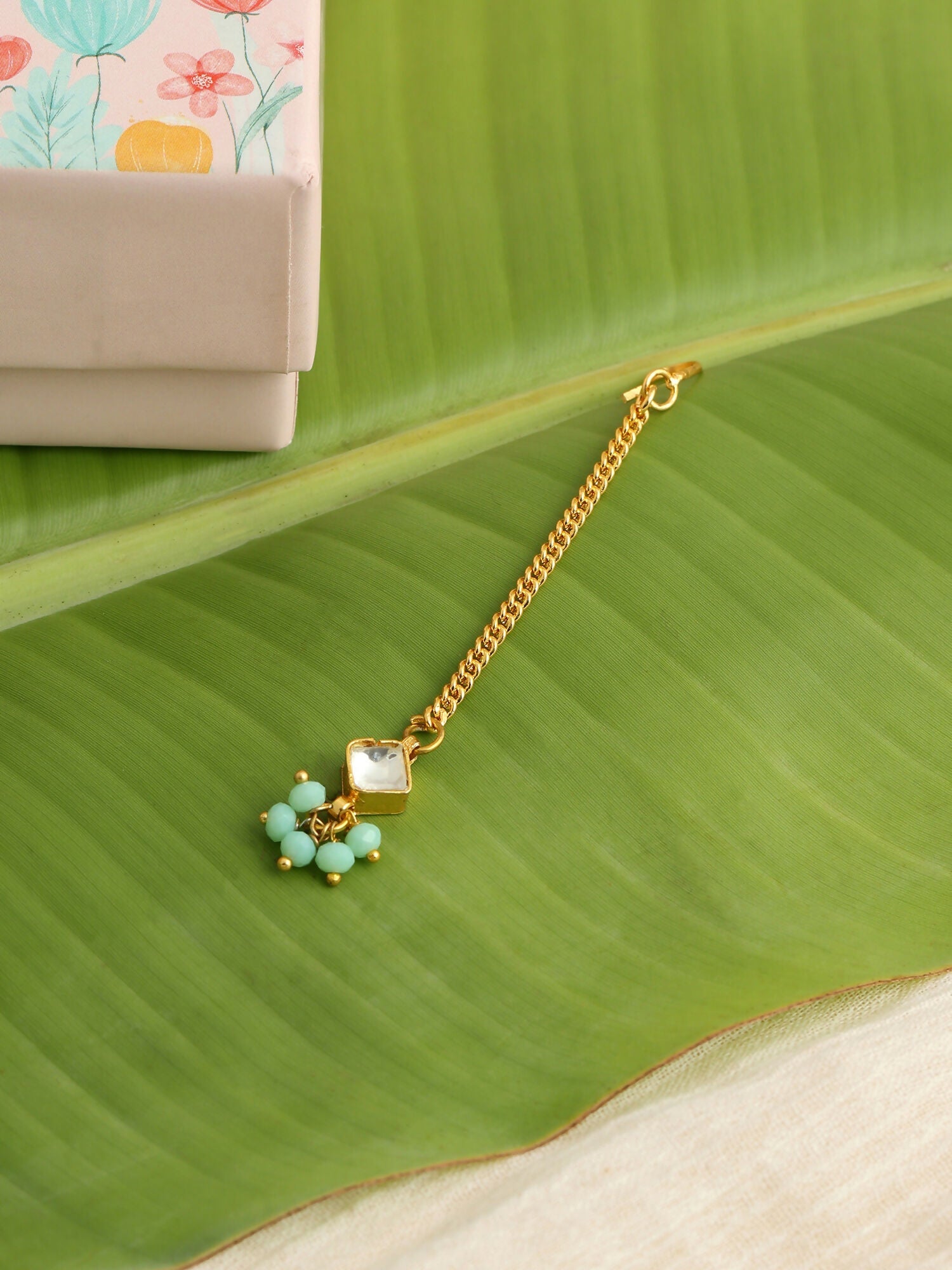 Ruby Raang Green Kundan Tikka