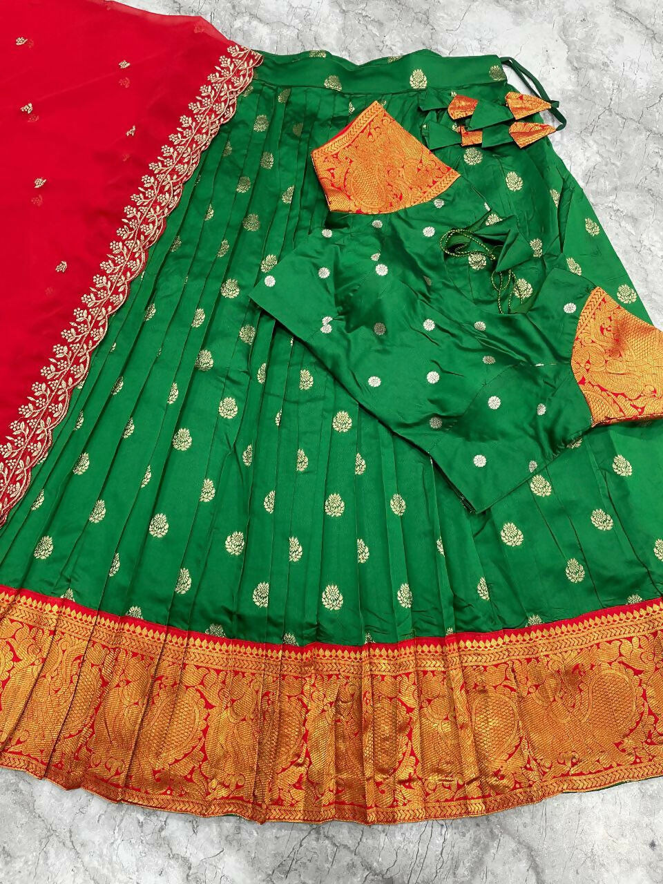 Teeya Creation New Womens Latest Embroidered Designer Lehenga Choli Set - Green