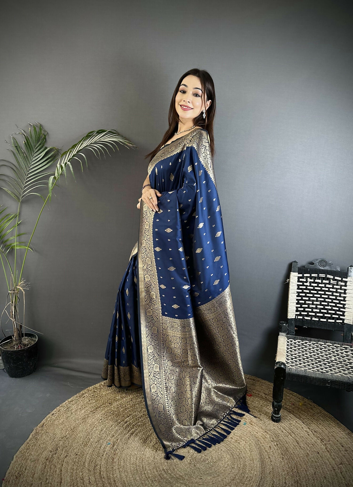 Joban Fashion Navy Blue Zari Weaving Motif Lichi Silk Banarasi Silk Saree