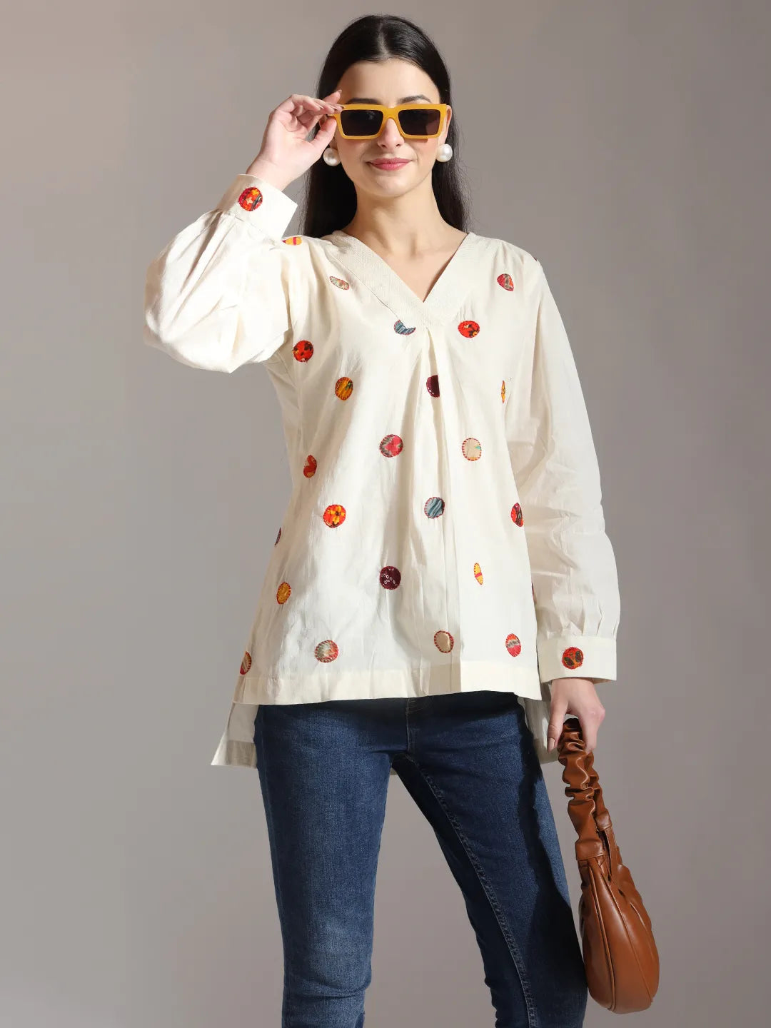 Yufta White Pure Cotton Applique Work Top  Grab2Buy Yufta Grab2Buy
