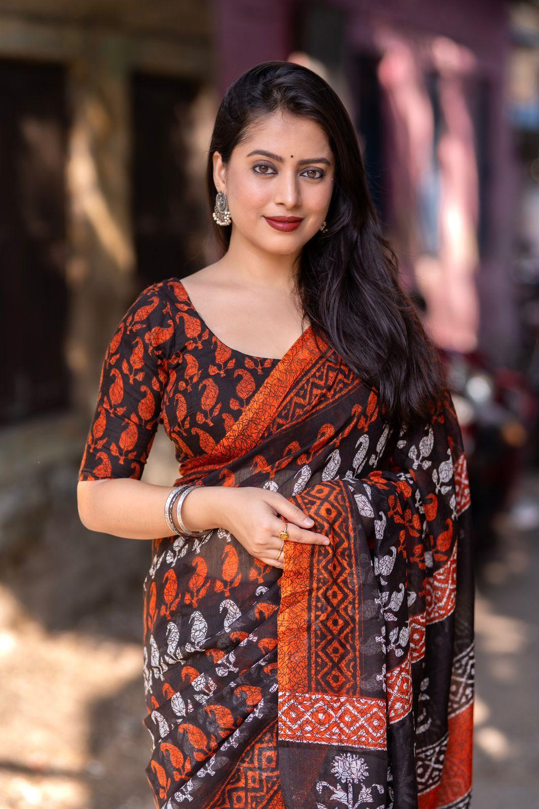 Orange Linen Blend Ethnic Motifs Saree with Unstitched Blouse - A2M