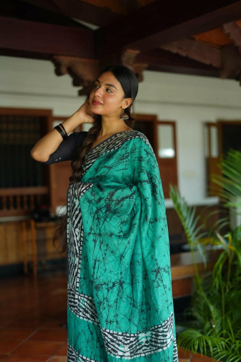 Arfa Fashion House Rama Pure Chanderi Cotton Batik Printed Saree