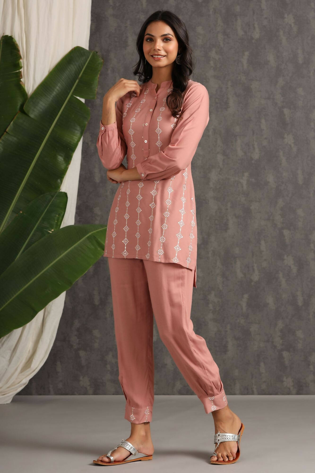 Juniper Women Onionpink Rayon Embroidered Straight Kurta Sets