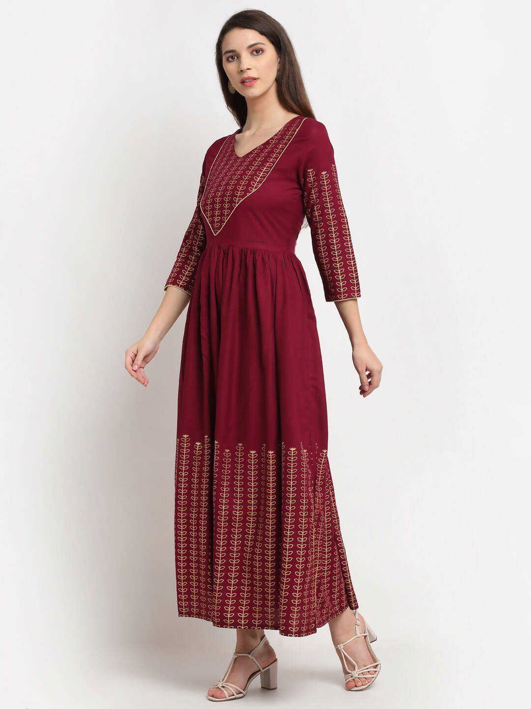 Rudra bazaar Gold Printed A-line flared Maroon Kurti