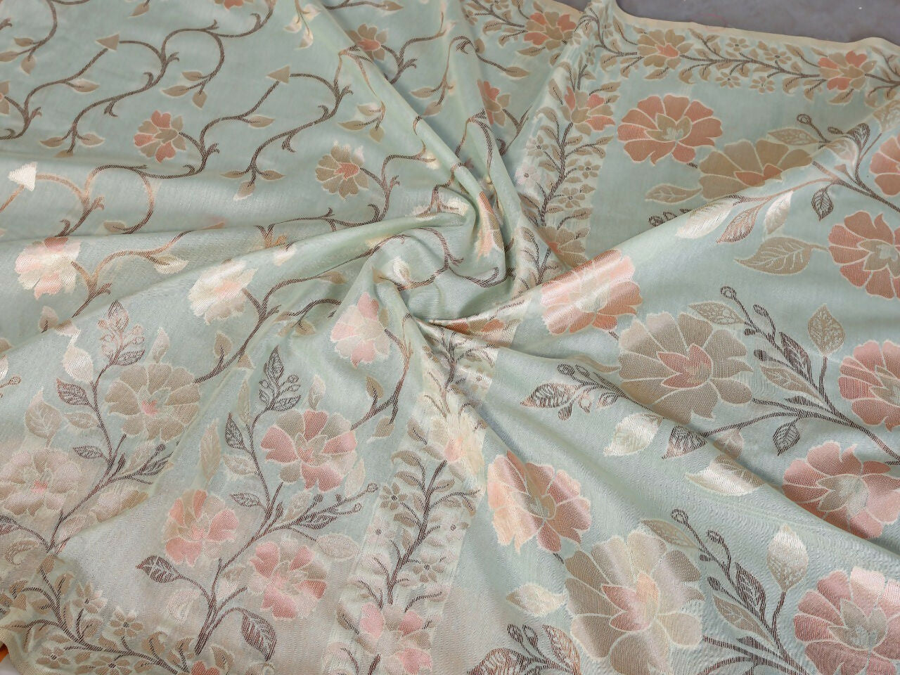 Teeya Creation New Latest Trendy Wedding Wear Pashmina Silk Saree-Light_Green