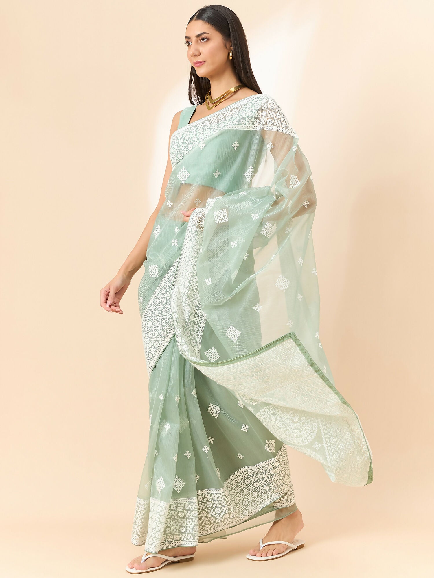 Green Organza Geometric Embroidered Saree with Unstitched Blouse Piece - Roozal