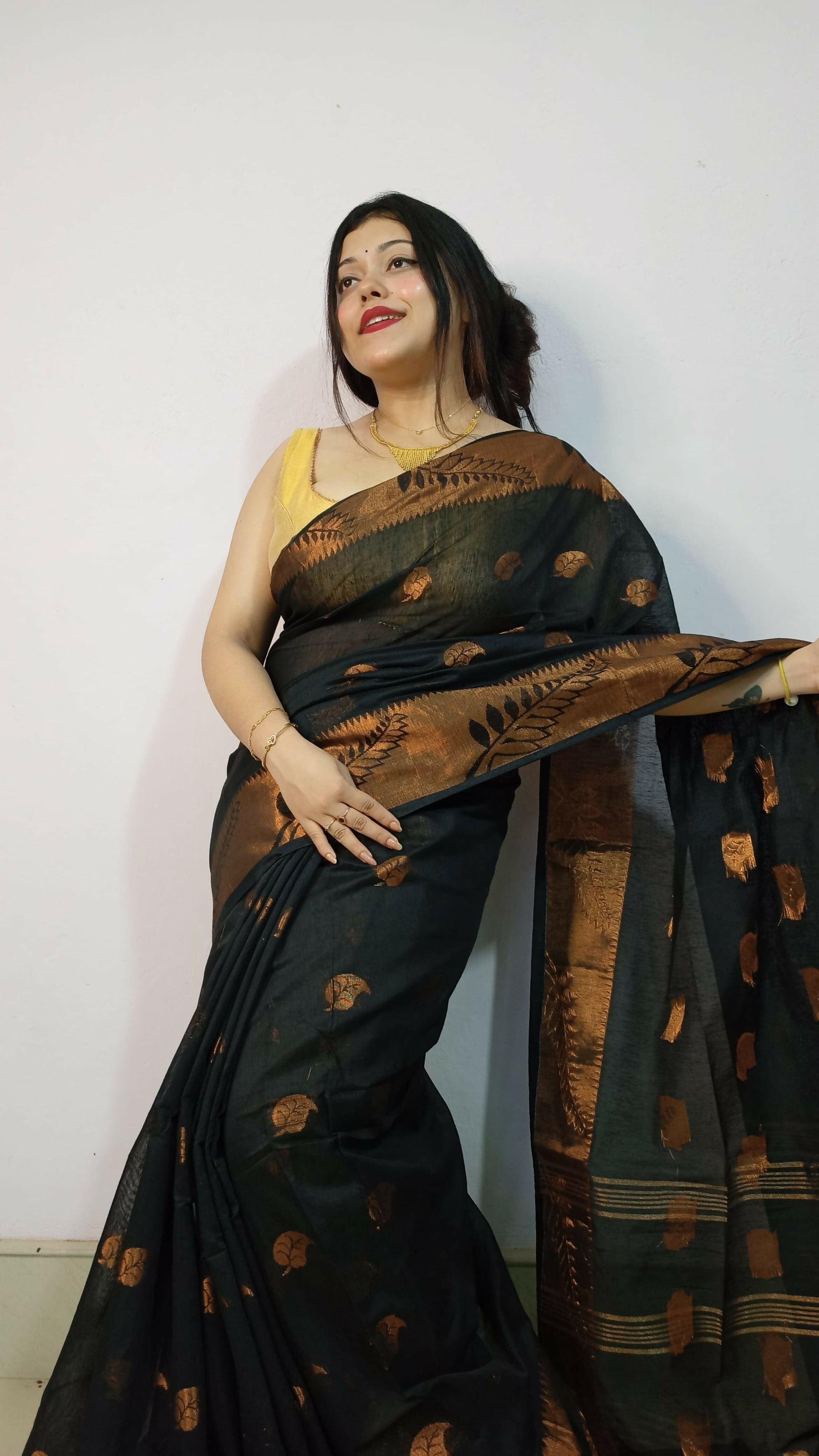 Exclusive Collection Beautiful Black Cotton Silk Woven Handloom Grab2Buy With Running Blouse Piece 