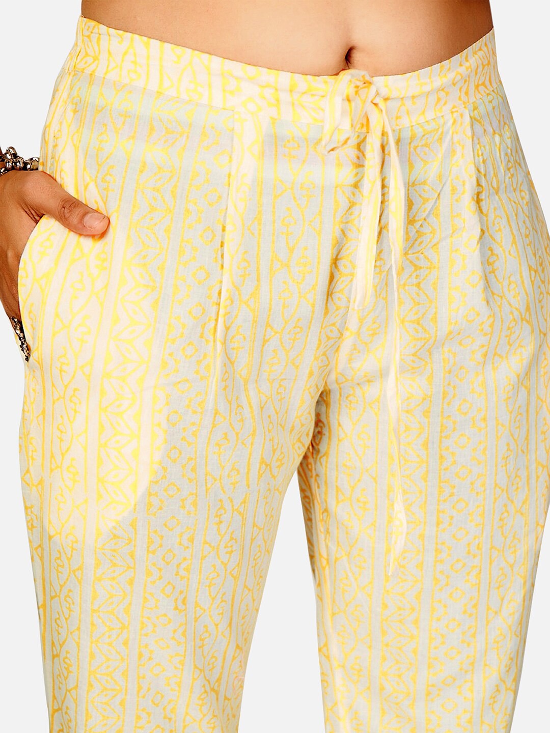 NOZ2TOZ Women Yellow Cotton Kurta with Pant & Dupatta (3pcs Set) 