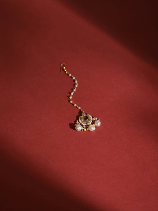 Gold-Plated White Kundan-Studded Beaded Layered Maang Tikka - Ruby Raang - Grab2buy