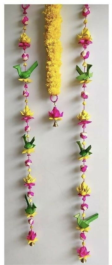Shuddh Natural Hand Made Palm Leaf Lotus & Parrot Hanging 