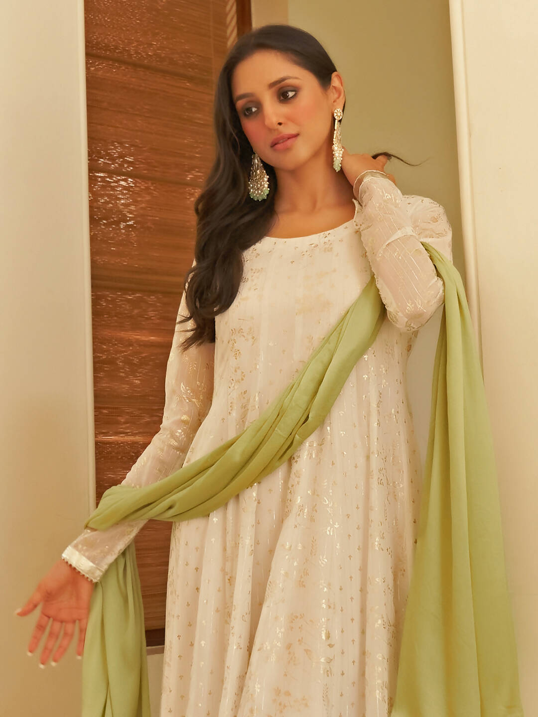 Janasya Women's White Chiffon Lurex Foil Printed Festive Anarkali Kurta Set 